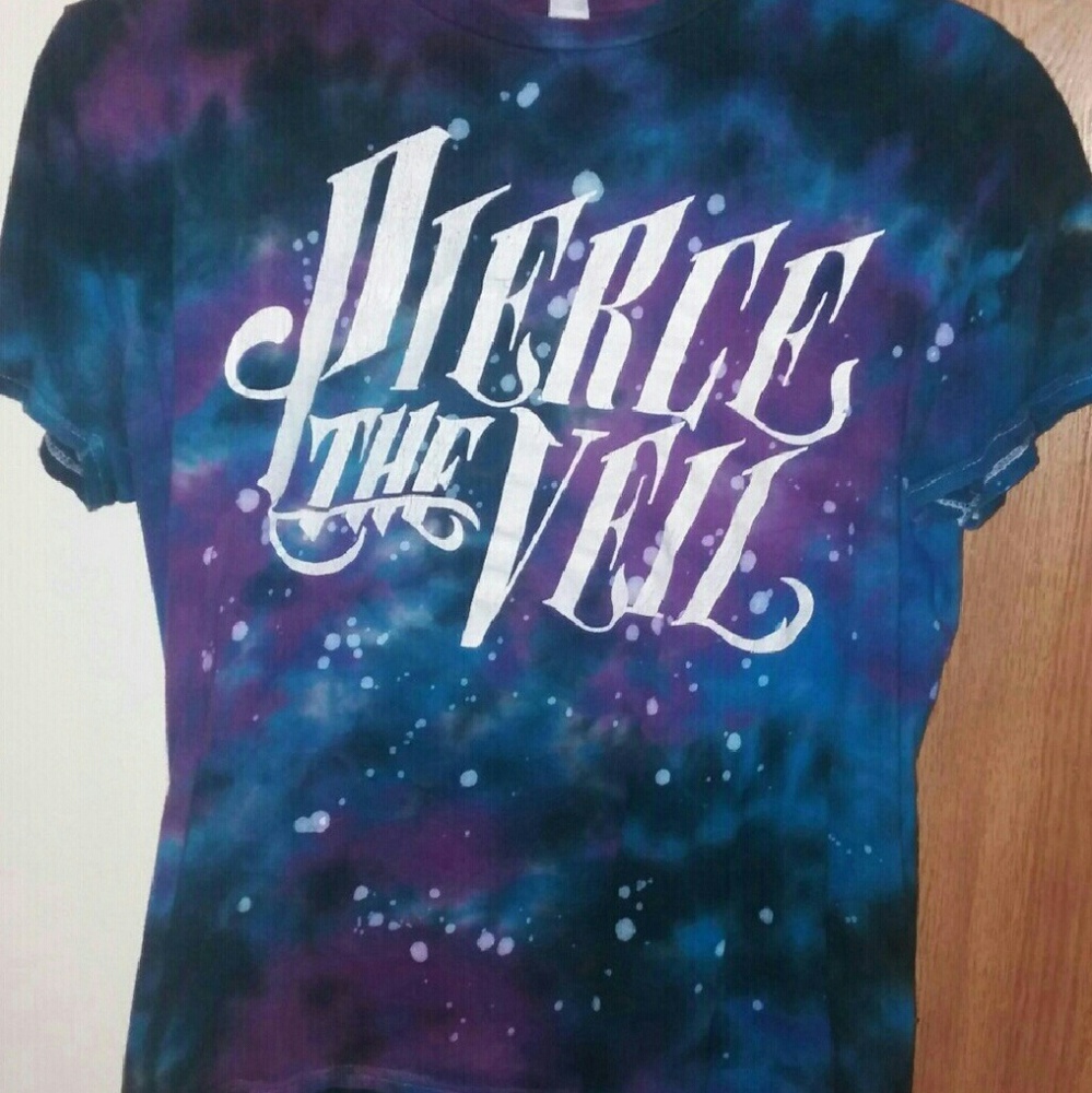Pierce The Veil tshirt